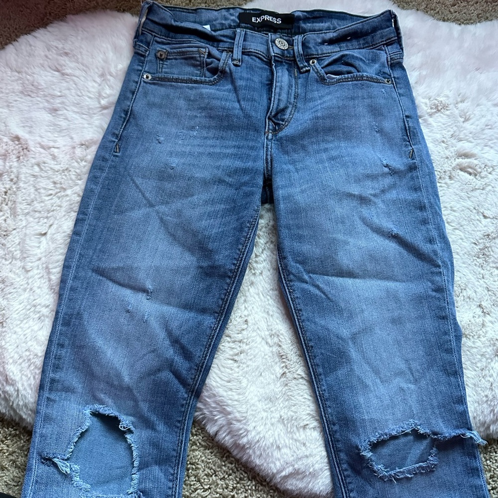 Express women’s mid rise jeans